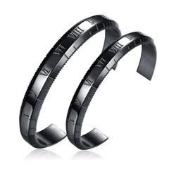 Circle Charm Titanium Bangle